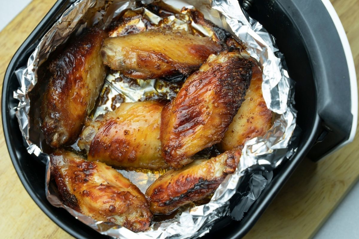 How to Reheat Wings. 5 ways to reheat Earl's Grocery