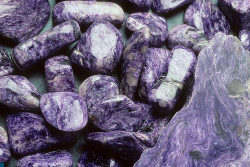 13 Different Types of Purple Rocks and Minerals (+Pics) Earth Eclipse
