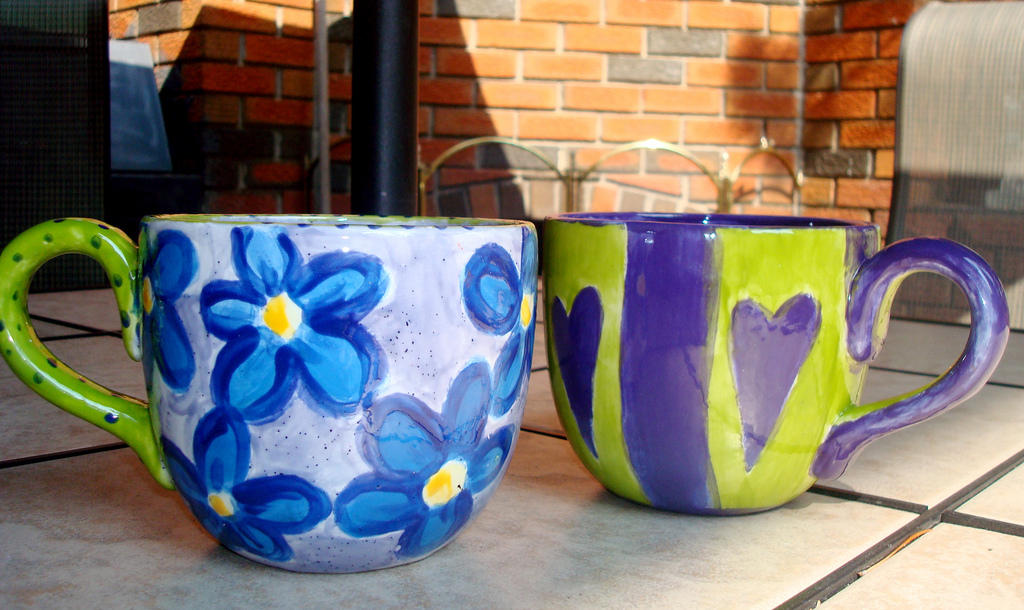 The Gallery » Earth, Paint and Fire A paint your own ceramic studio