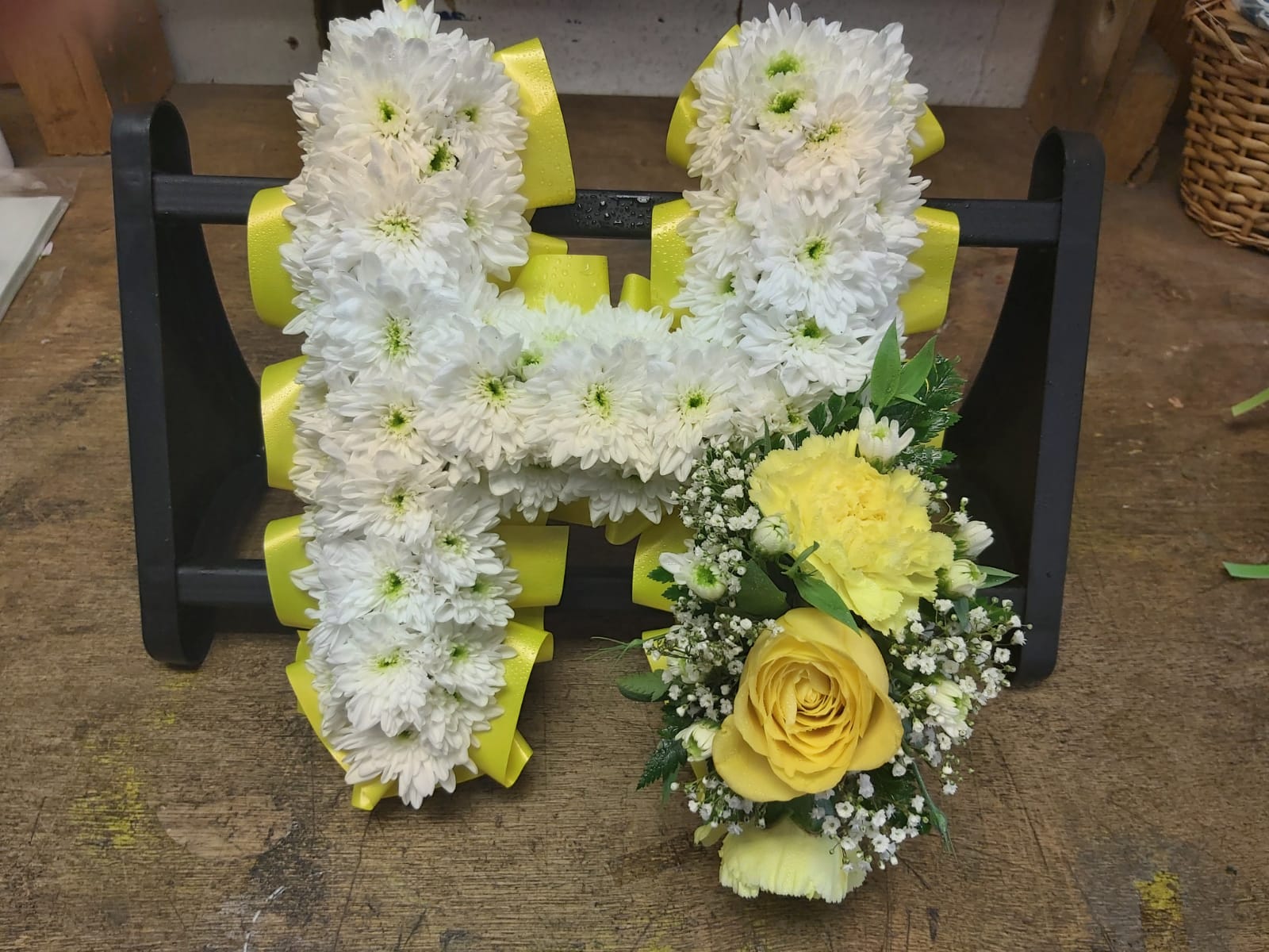 Funerals and in Memoriam Florist Elland Halifax