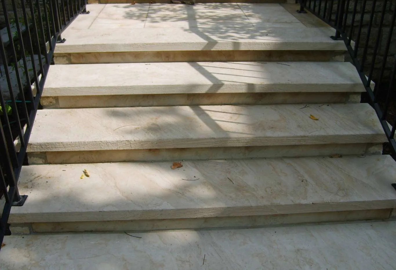 Coping & Stair Treads Earthworks Natural Stone