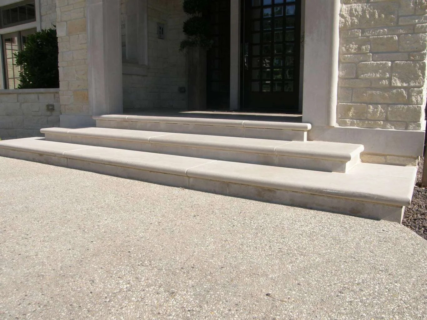 Coping & Stair Treads Earthworks Natural Stone