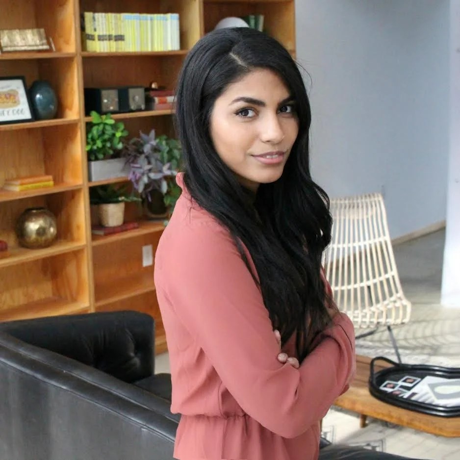 4 Things to Do When Starting a Sidehustle w/ LaTasha James Easier