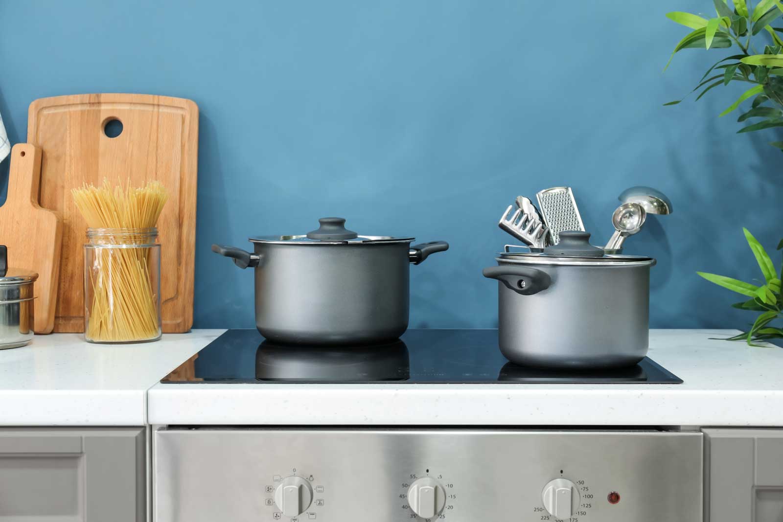 The Best Saucepan Sets UK Reviews & Buyers Guide (2021)