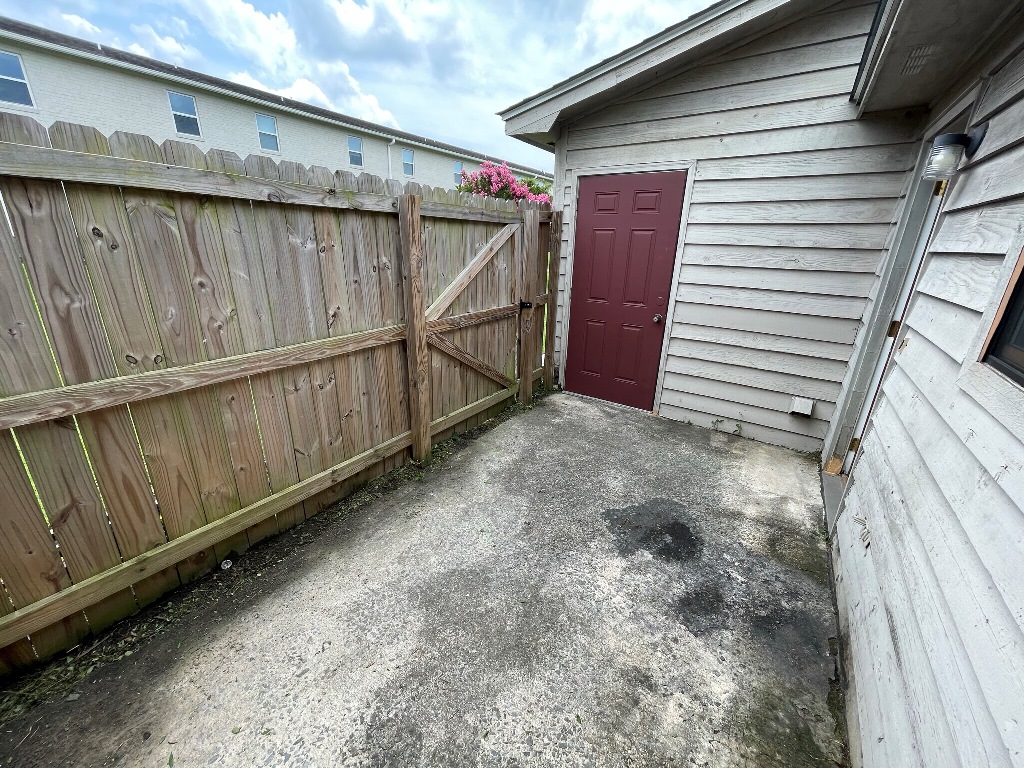 Duplex close to ECU! East Carolina Property Management