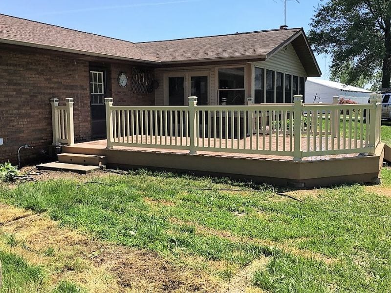 decking1Vinyl Rail with Solar Light Caps Easter Fence St. Louis