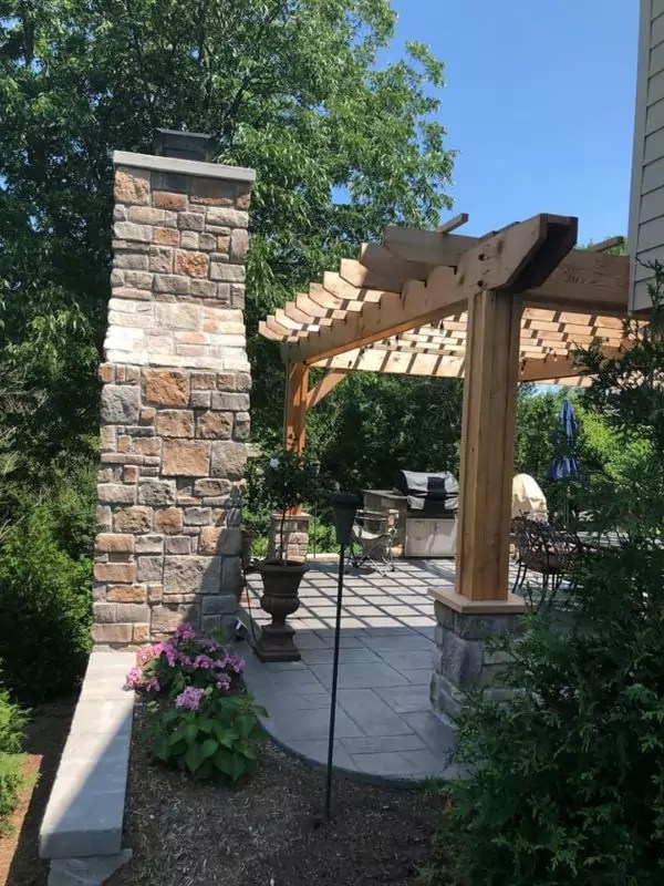 Outdoor Living Spaces Renovation Team St. Louis Easter Fence