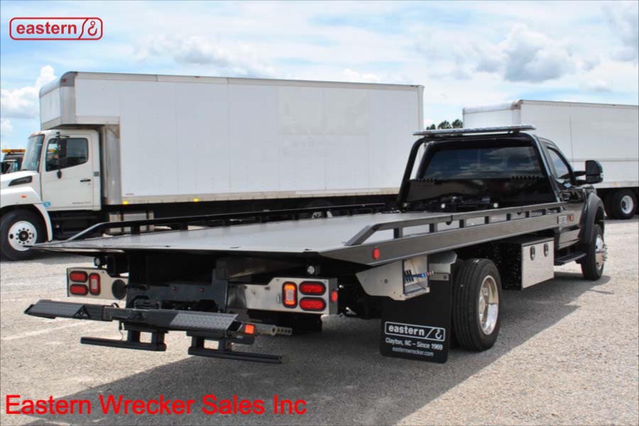 2017 FORD F550 XL 6.8L Gas Engine with 19.5 Century Steel Carrier