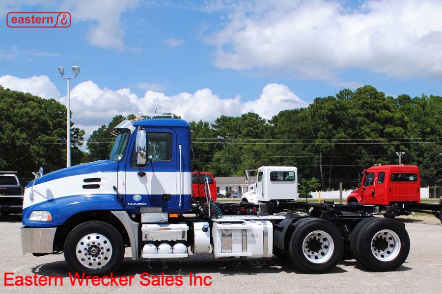 2013 Mack 600 CXU Day Cab Road Tractor Eastern Wrecker Sales Inc