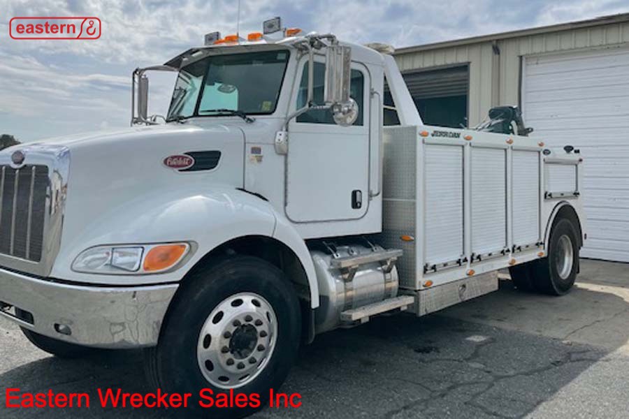 2013 Peterbilt 337 with JerrDan MDL320/110INT 16ton Integrated