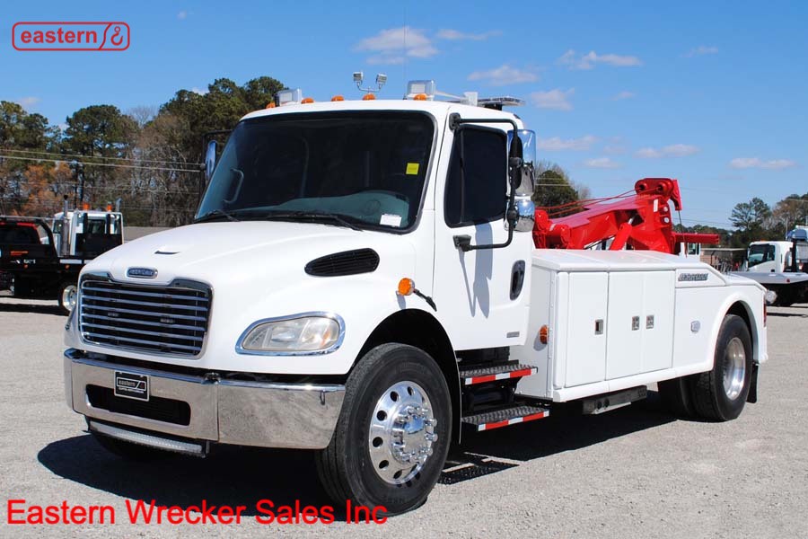 2004 Freightliner with 14ton JerrDan MDL280/110 Wrecker SOLD