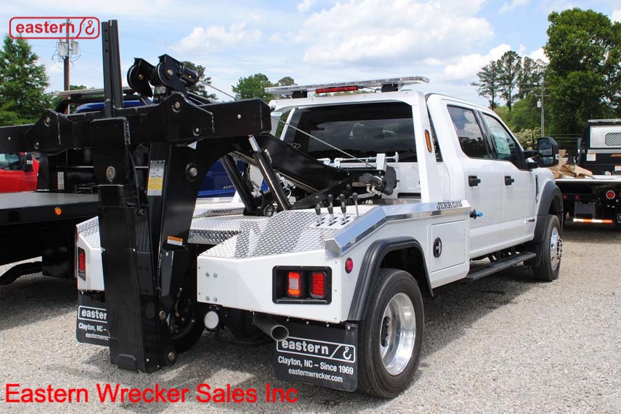 2022 Ford F550 Crew Cab XLT 4x4 with JerrDan MPL40 Twin Line Wrecker