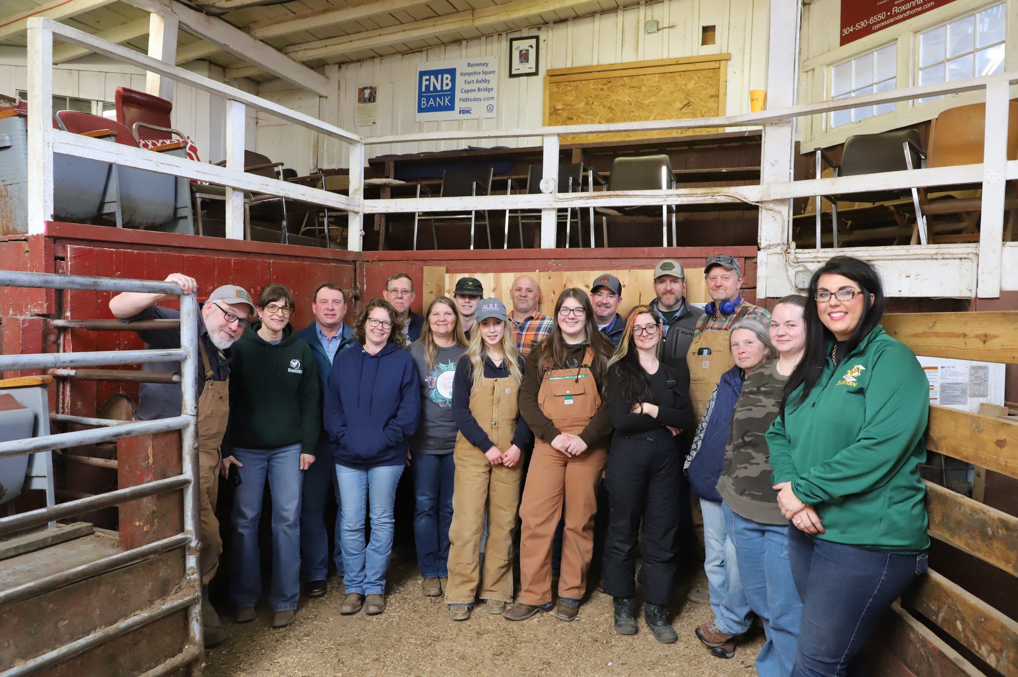 Eastern Ag Innovation Holds Artificial Insemination Training at