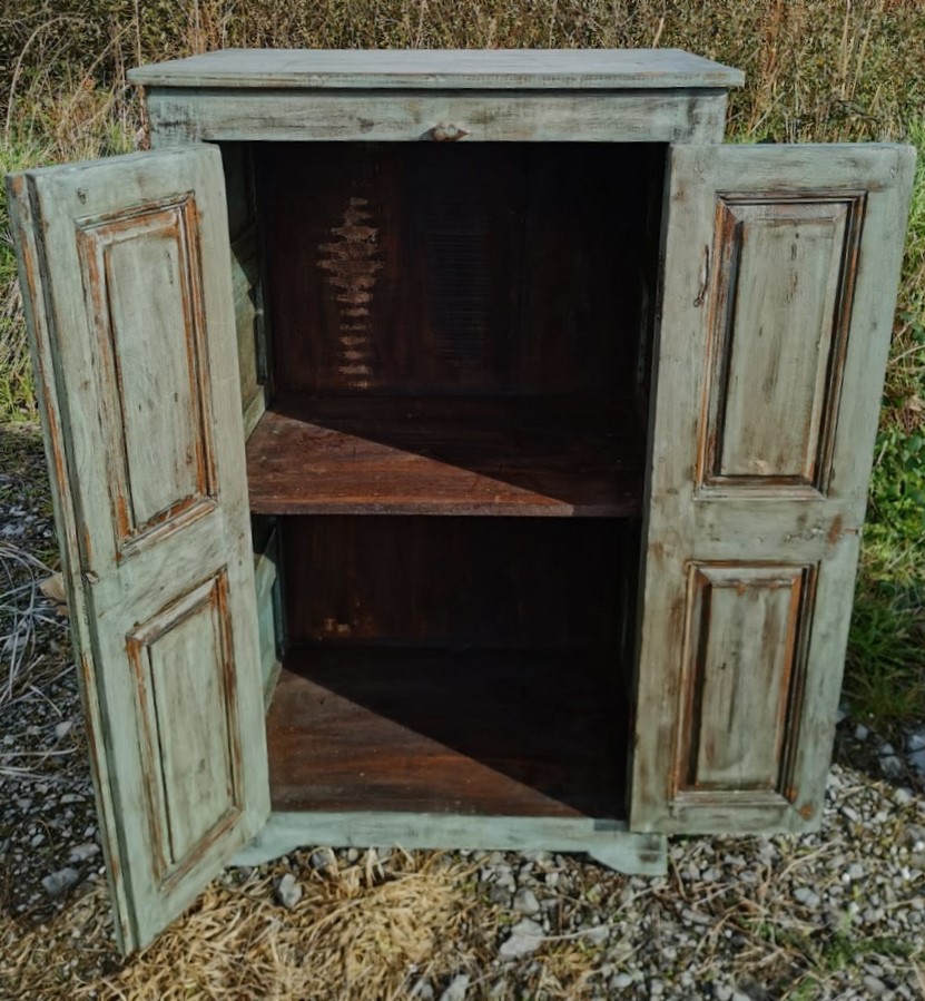 Teak 2023_grey cream cupboard East Meets West