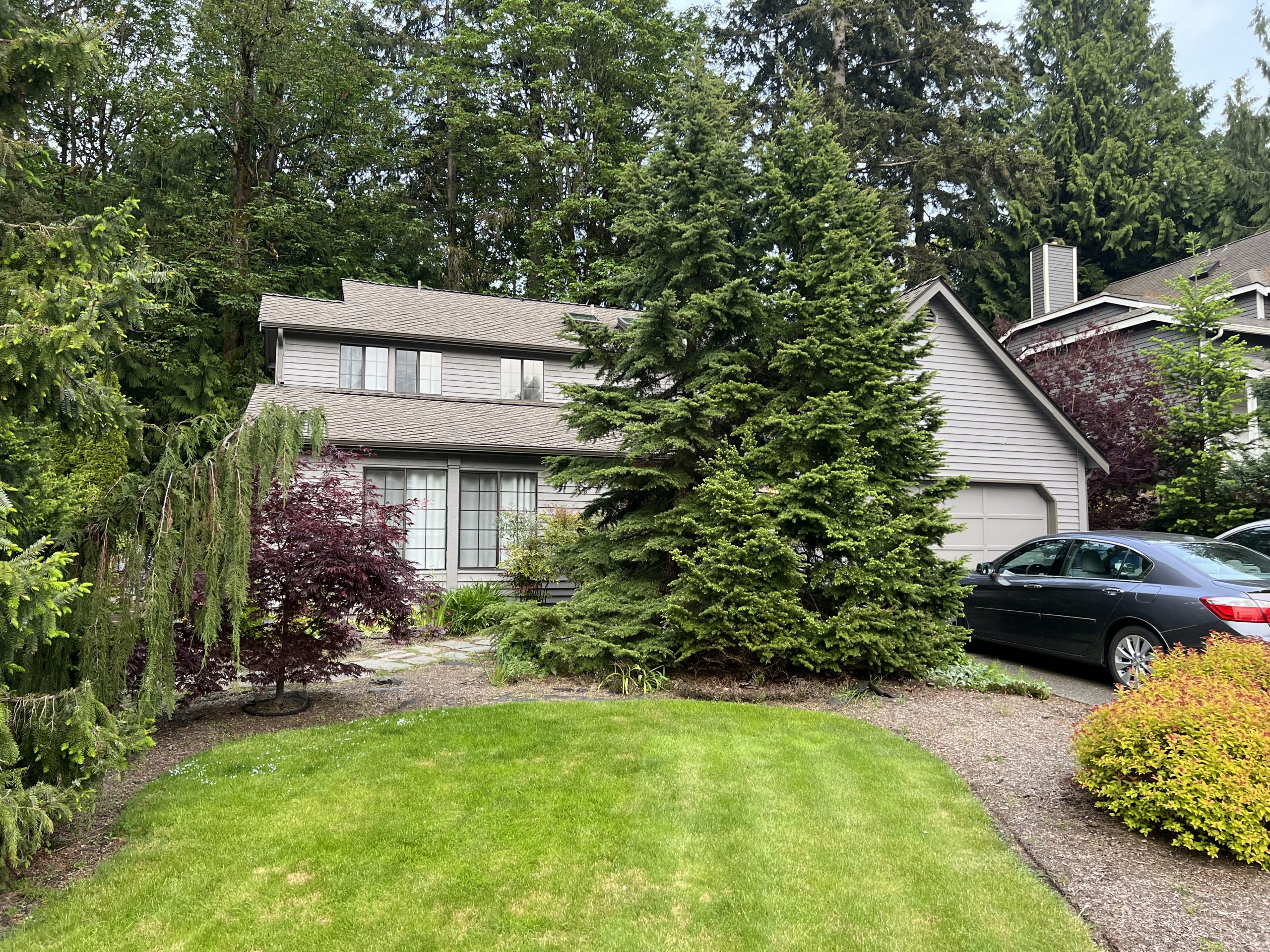 SOLD! Immaculate endunit townhome in Bothell's Sonoma Villero
