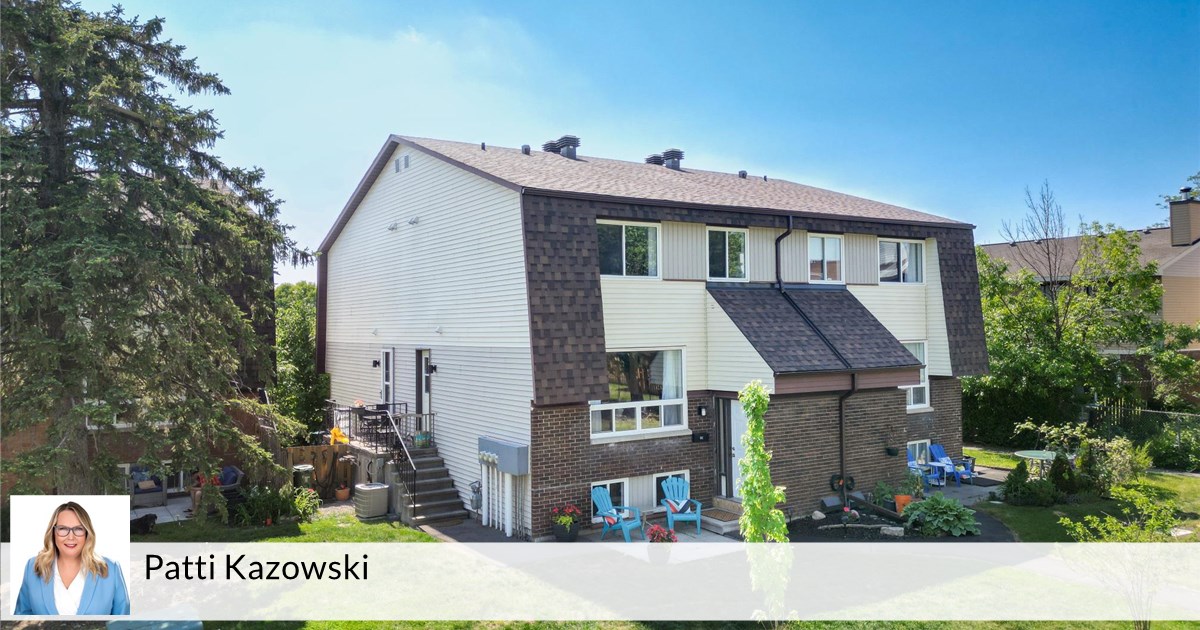 19 Woodvale Green, Nepean, ON K2G 4H3