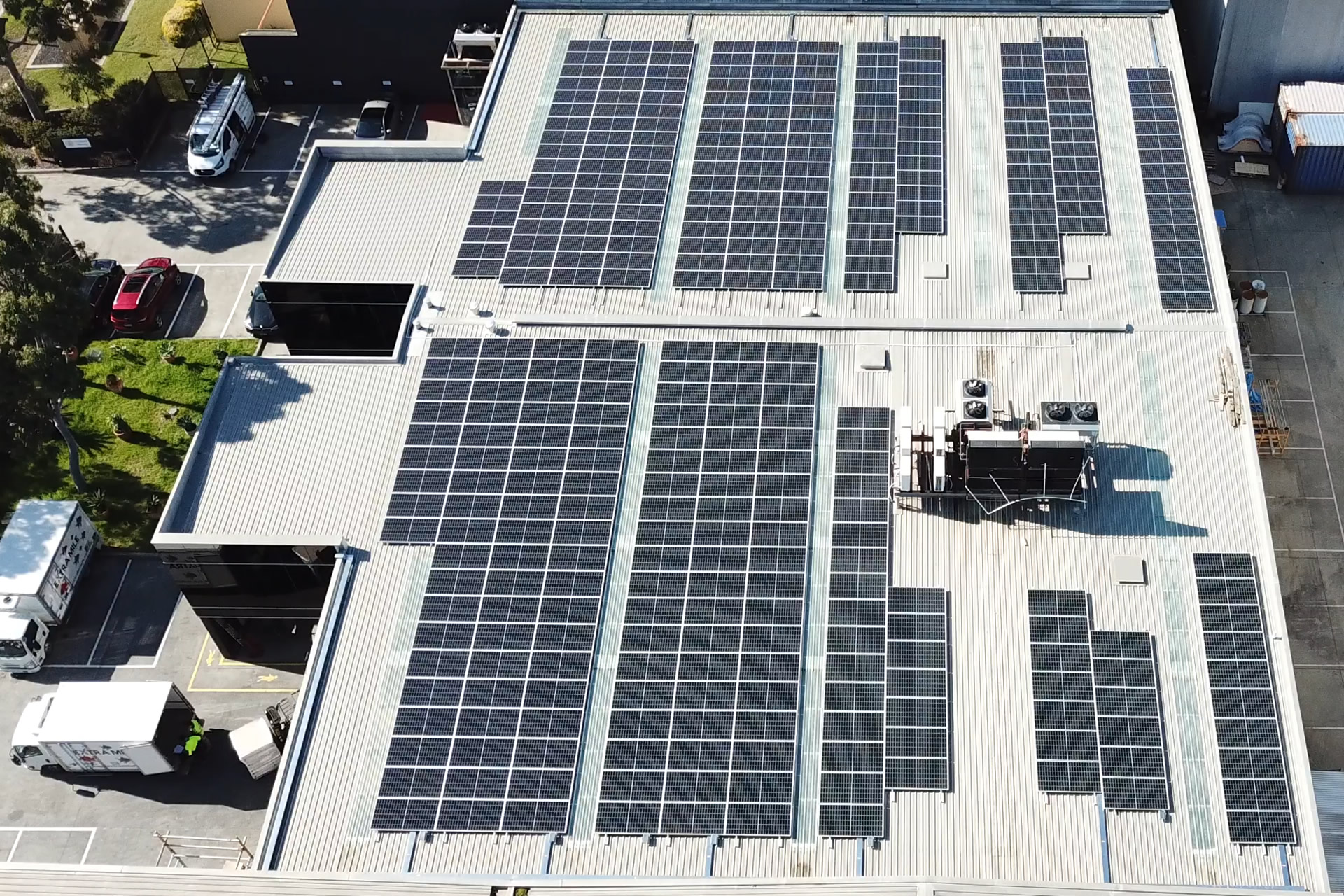 Extra Mile 142 KW Easy Being Green