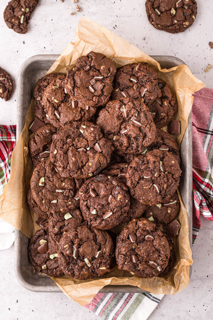 An overhead picture of the finished Chocolate Mint Cookies in a serving dish.