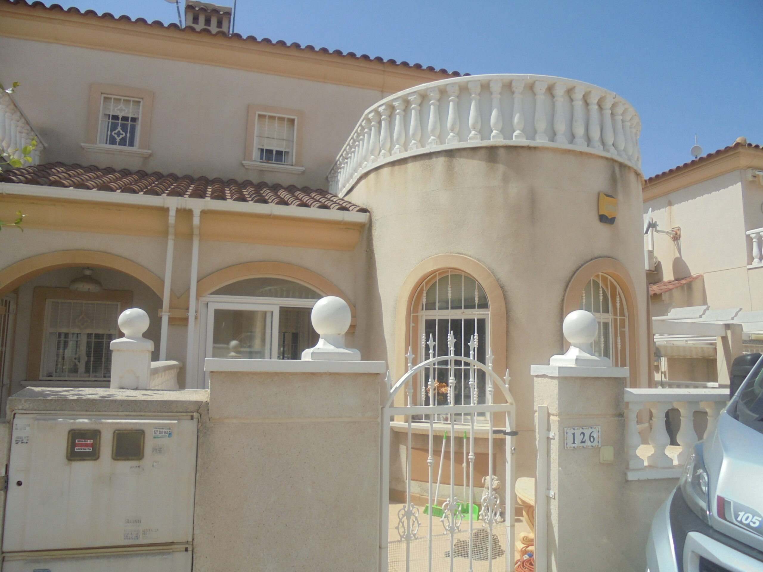 QUAD TOWNHOUSE 2 BEDS, AGUAS NUEVAS,TORREVIEJA Easy Buy Properties