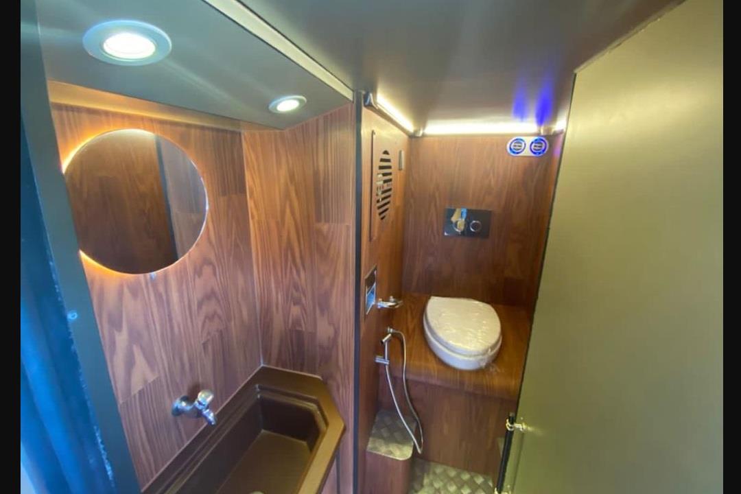 Maklumat Pengendali Bas Alibaba Express, Pautan dan Keterangan