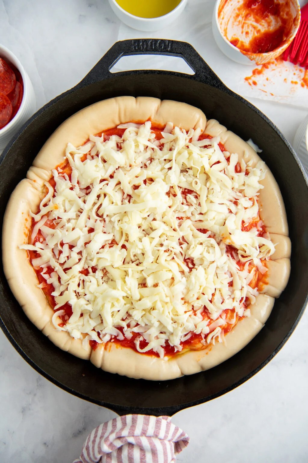Cast Iron Pizza Recipe Easy Dinner Ideas