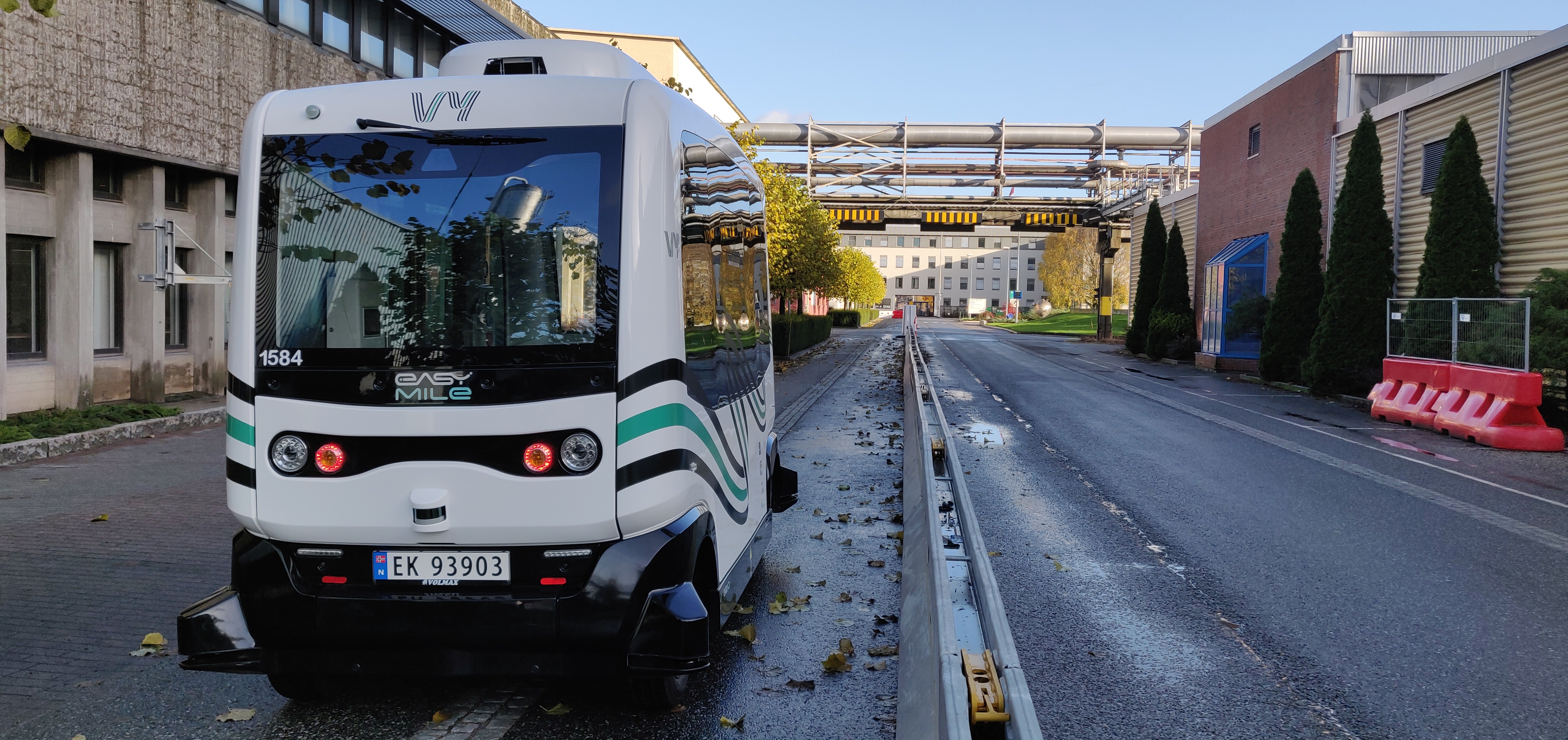 EasyMile in First Fully Autonomous Level 4 Driving Operation in