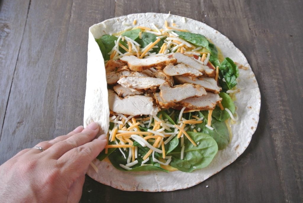 How To Roll A Picture Perfect Grilled Chicken Wrap Easy Peasy Pleasy