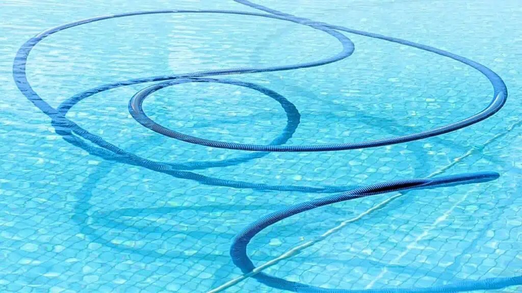 What Length Pool Vacuum Hose Do I Need? EasyPoolCleaning