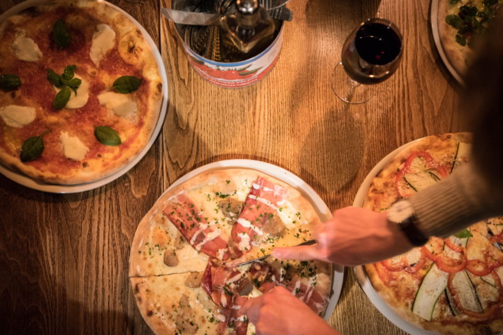 The White Horse Gloucester Restaurants Eat Unique.