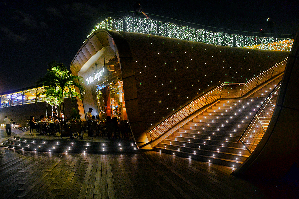 10 Seaside Restaurants For The Perfect Romantic Dinner EatBook.sg