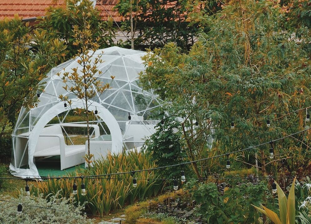 Singapore's First Ever Igloo Domes Let You Dine Outdoors Without