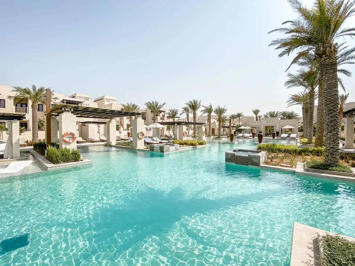 Al Wathba Resort, Abu Dhabi Luxury Desert Retreat﻿?
