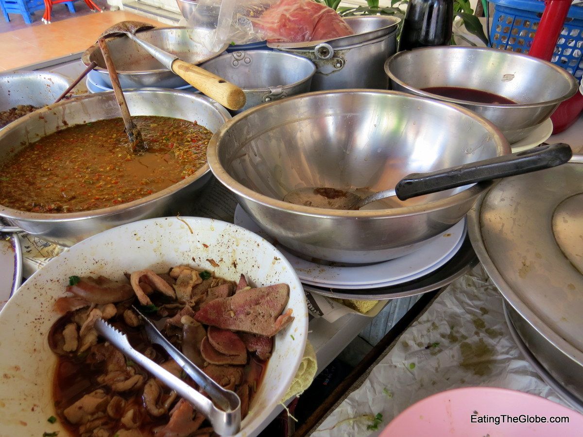 Where To Go For Boat Noodle Soup In Chiang Mai Eating The GlobeFood