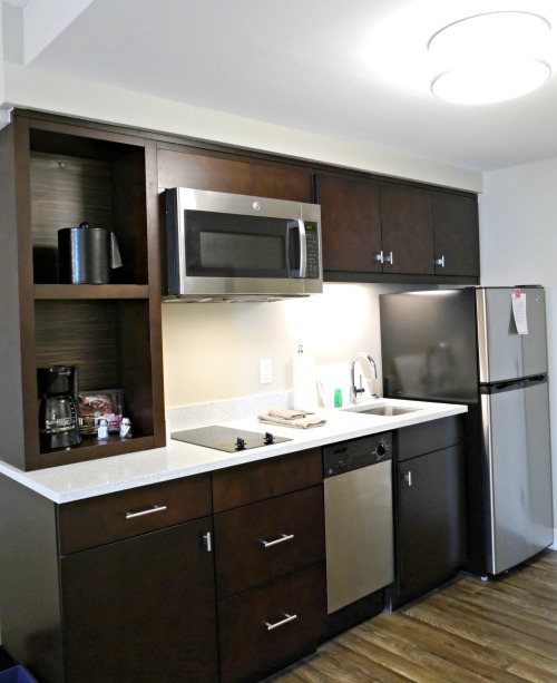 TownePlace Suites kitchen
