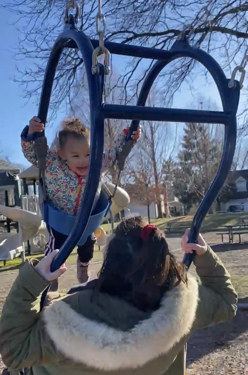 Mommy & Me swings around Columbus Eat Play CBUS