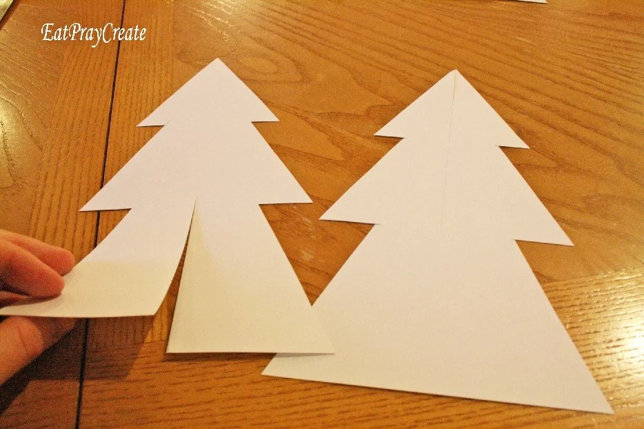 3D Paper Christmas Tree Centerpieces