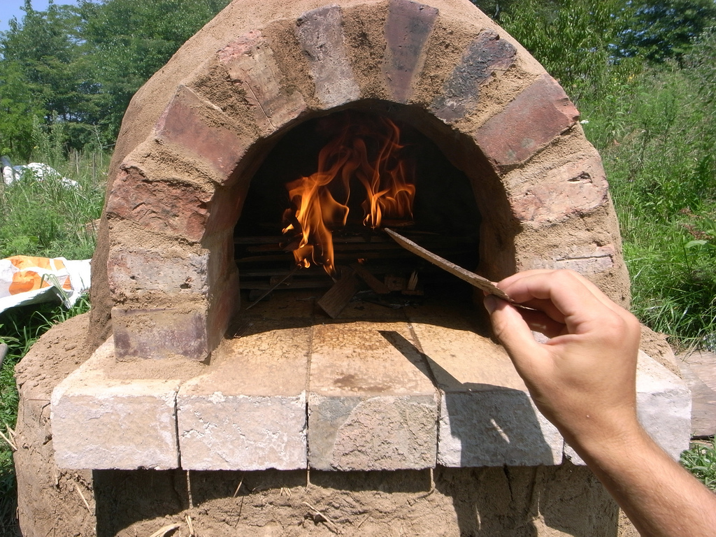 Build Your Own 20 Outdoor Cob Oven for Great Bread and Pizza