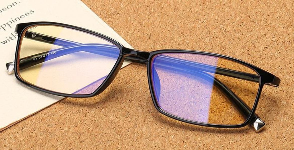 When should I wear glasses? When should I wear glasses?