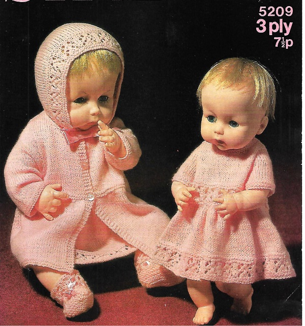 5209 VINTAGE DOLL KNITTING PATTERN