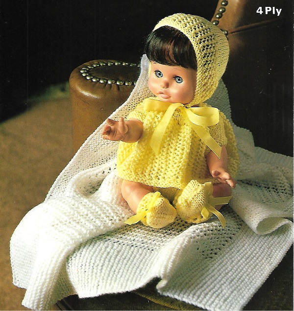 M1803 VINTAGE DOLL KNITTING PATTERN