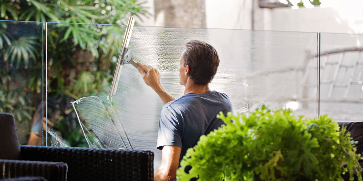 Glass cleaning Ebenezer Facility Management