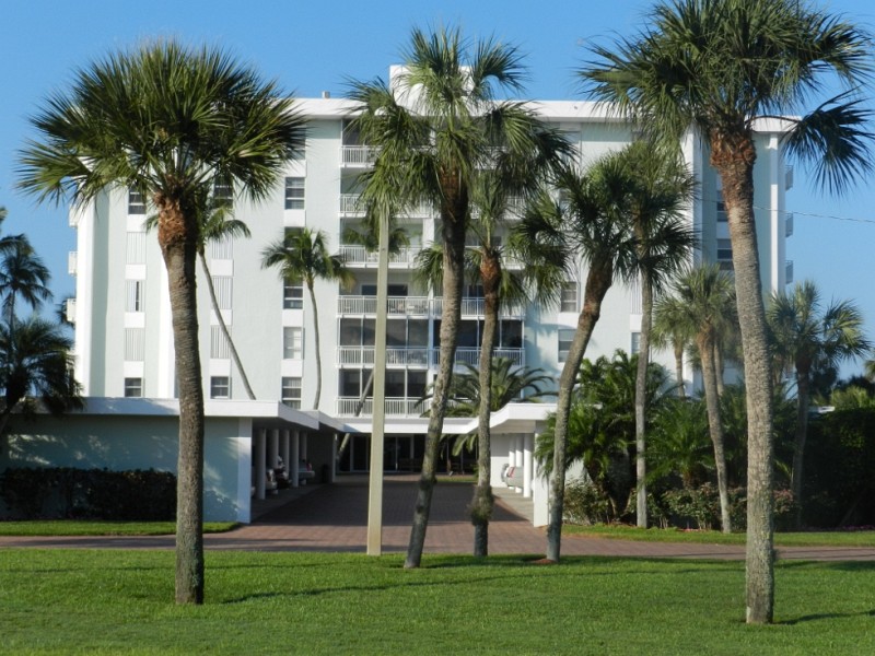 Emerald Beach Condominium