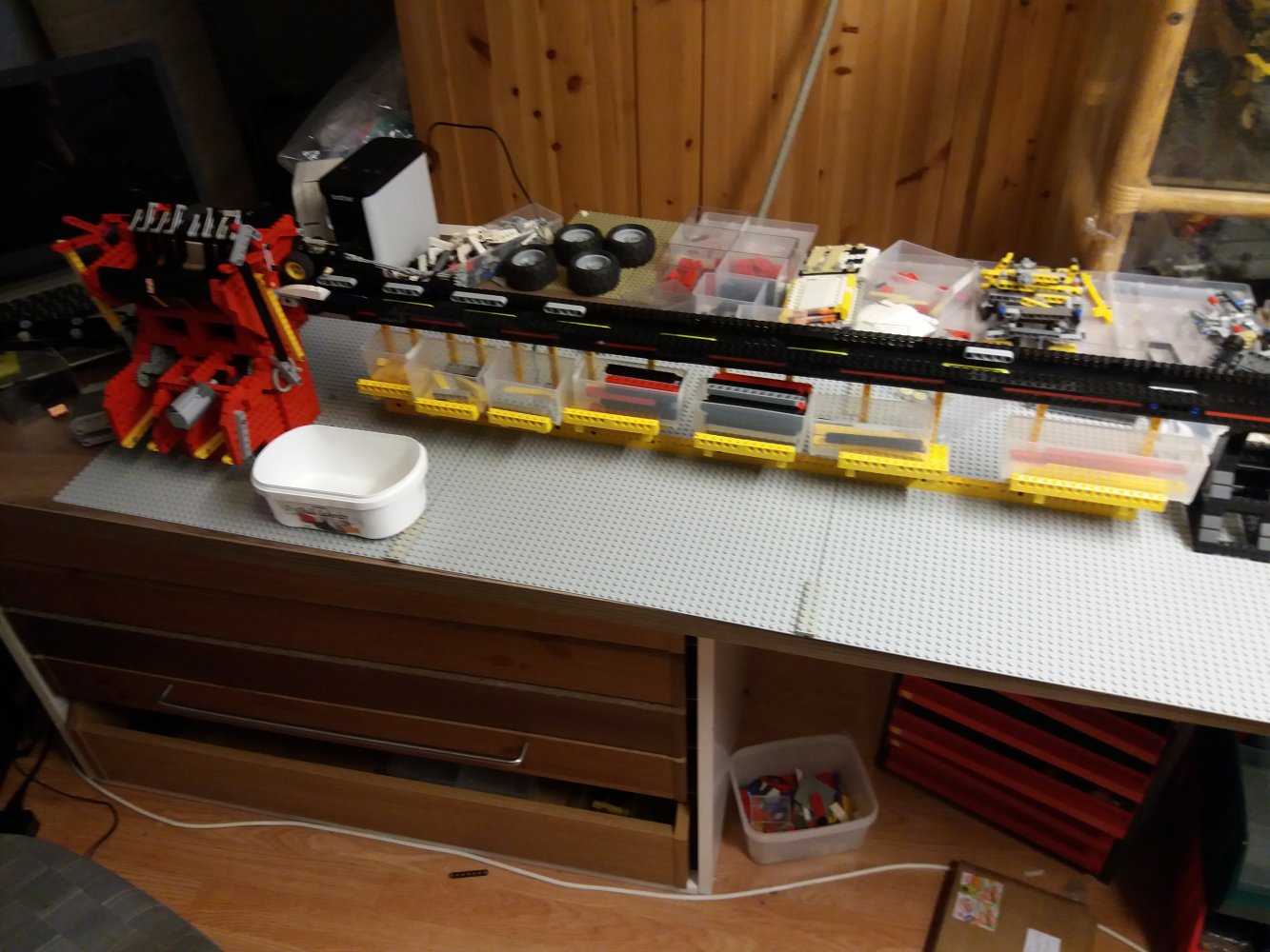 LEGO butik på nätet och stor butik i Örebro Ebrix