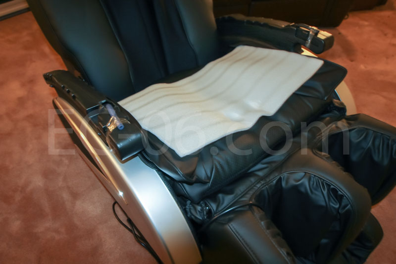Out of the Box BestMassage EC06C Massage Chair
