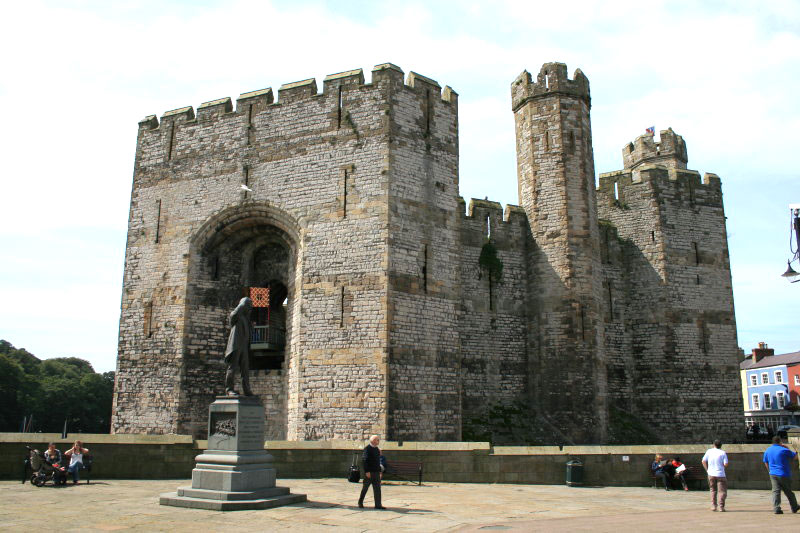 CAERNARFON CASTLE