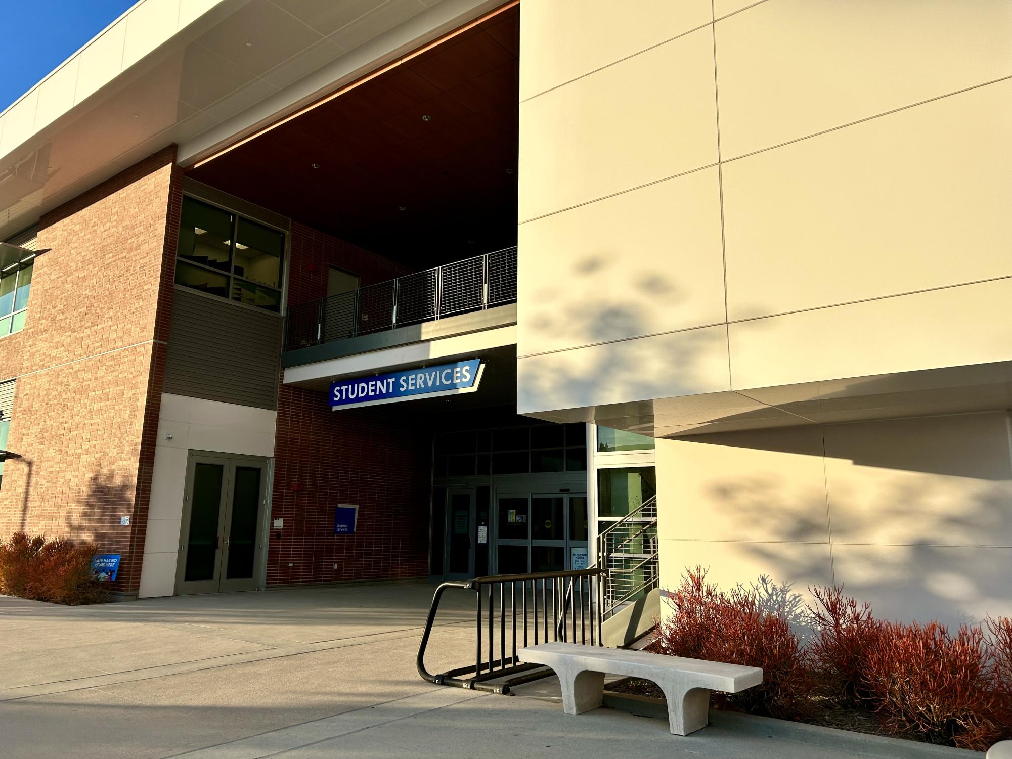 Support programs help El Camino lead the charge among community college's with high transfer