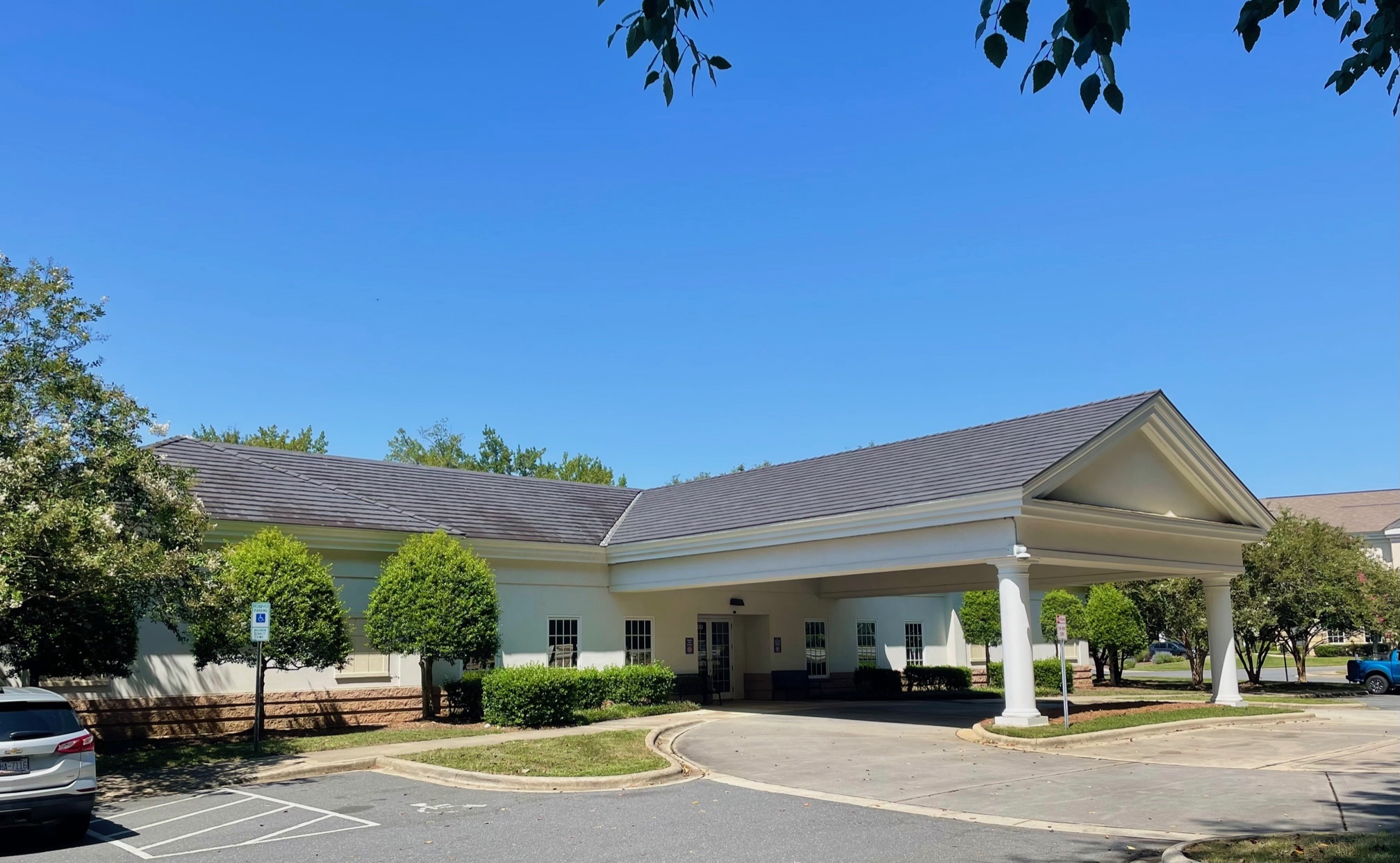 2900 Randolph Road Commercial Real Estate Charlotte, NC E.C
