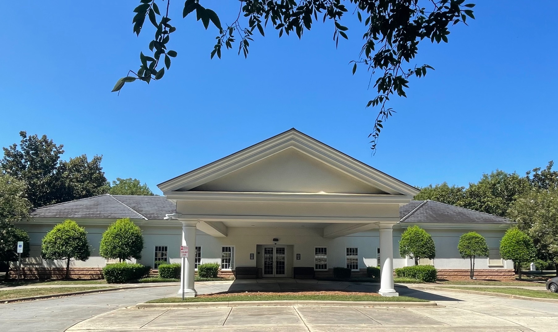 2900 Randolph Road Commercial Real Estate Charlotte, NC E.C