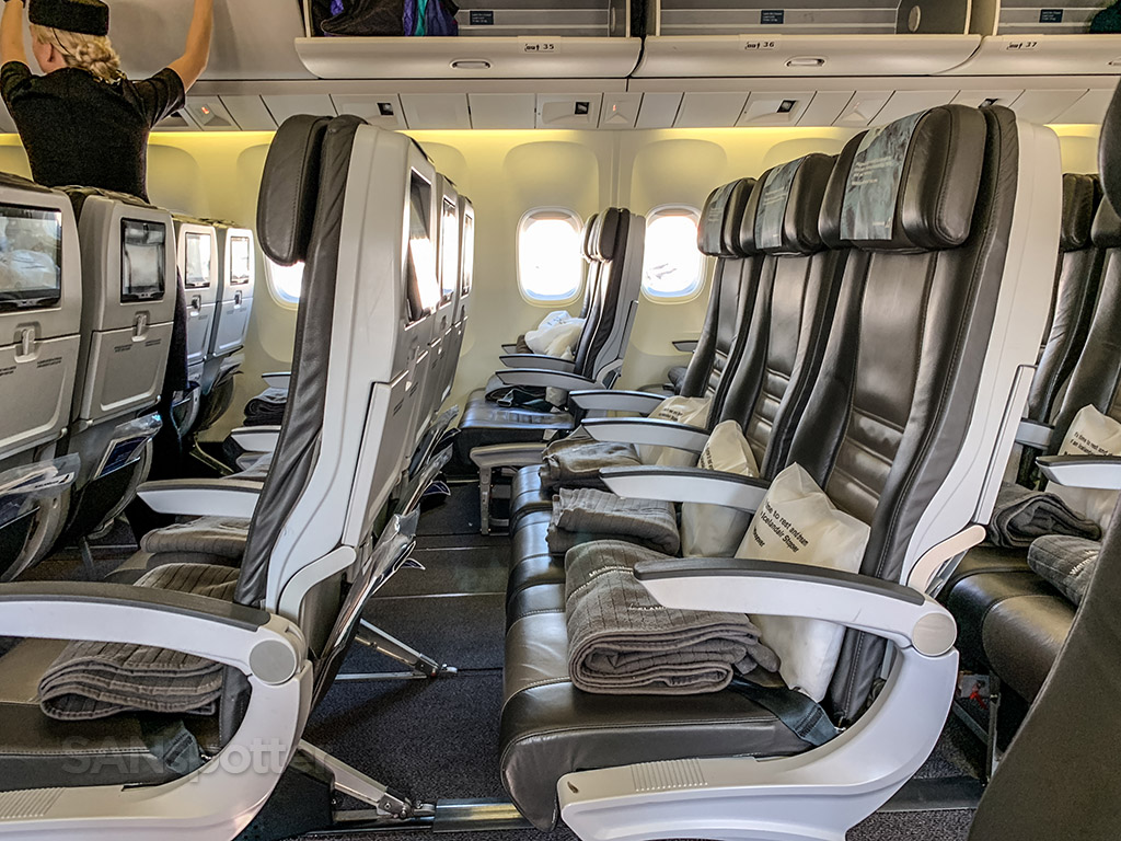 Flying Business Class On Icelandair A Unique And Enjoyable Experience