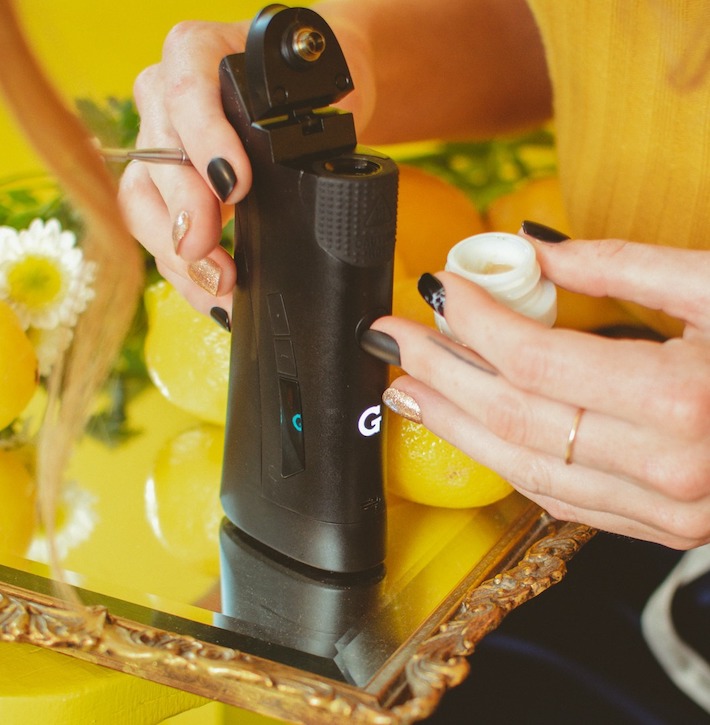 Best Portable Vaporizers for Dry Herb, Oil, Concentrates in 2022
